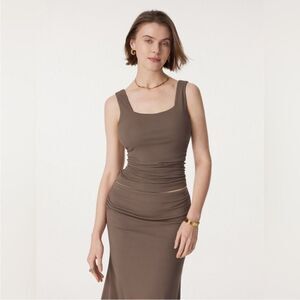 NWT OGL Eco-SkinKiss® Airy Square Neck Side
Ruched Brami Tank - Size XS